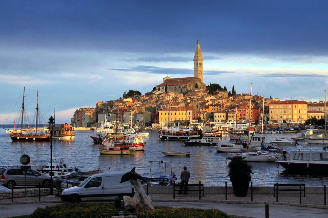 Apartments And Rooms With Parking Space Rovinj - 7170 Exterior foto